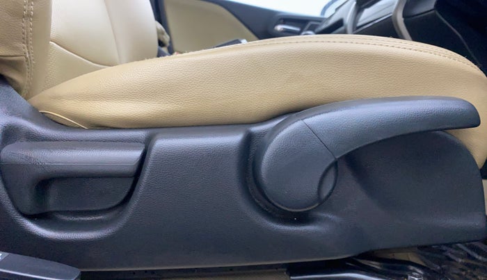 2019 Honda City 1.5L I-VTEC V MT, Petrol, Manual, 32,425 km, Driver Side Adjustment Panel