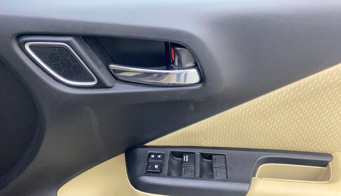 2019 Honda City 1.5L I-VTEC V MT, Petrol, Manual, 32,425 km, Driver Side Door Panels Control