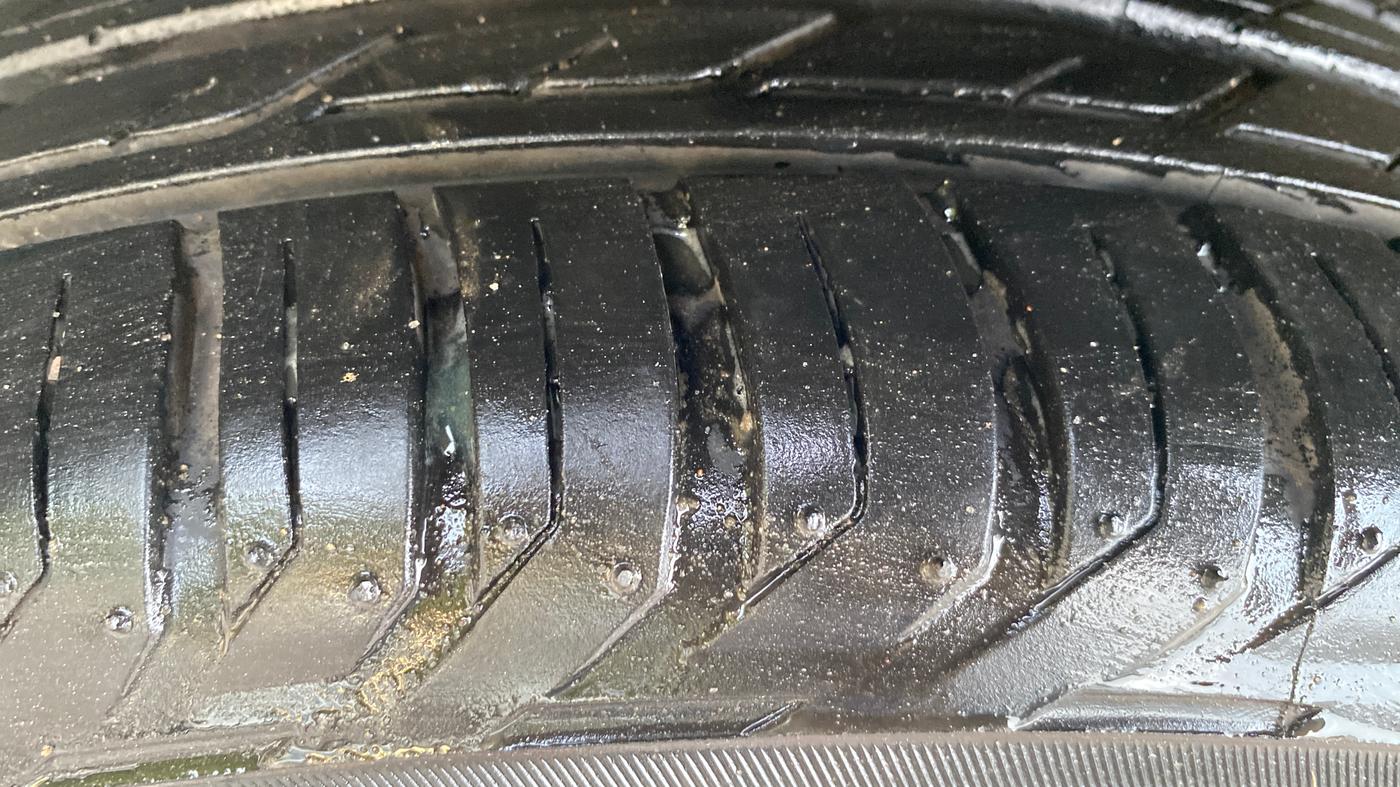 2019 Jeep Compass LIMITED PLUS PETROL AT, Petrol, Automatic, 71,838 km, Right Rear Tyre Tread