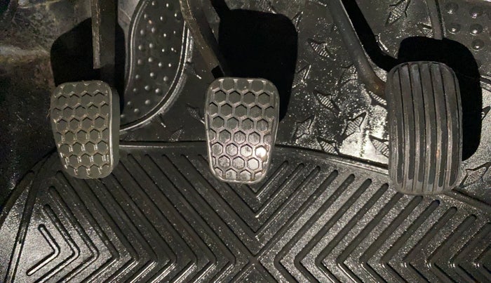 2022 Tata Tiago XT PETROL, Petrol, Manual, 8,713 km, Pedals