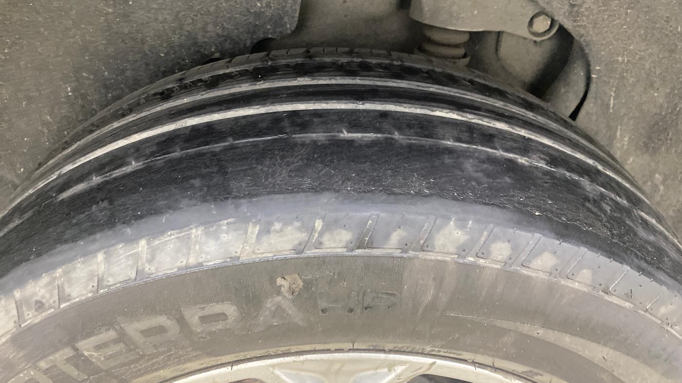 2019 Tata Harrier XZ 2.0L, Diesel, Manual, 71,732 km, Right Rear Tyre Tread