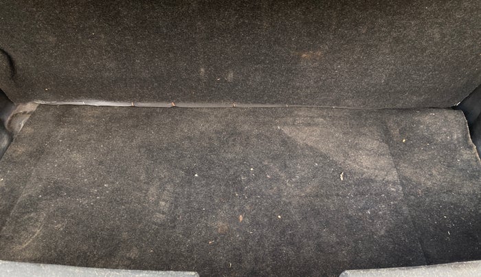 2014 Maruti Swift VXI, Petrol, Manual, 95,939 km, Boot Inside