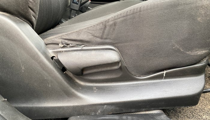 2014 Maruti Swift VXI, Petrol, Manual, 95,939 km, Driver Side Adjustment Panel