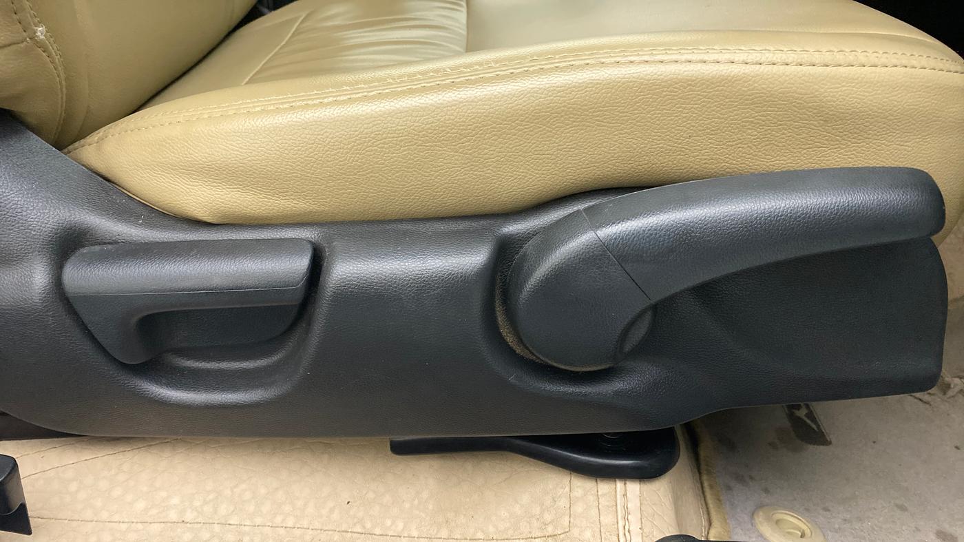 2019 Honda City VX MT PETROL, Petrol, Manual, 58,788 km, Driver Side Adjustment Panel