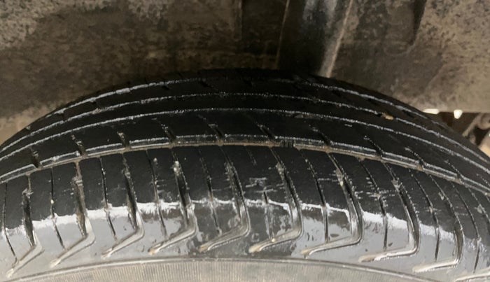 2018 Renault Kwid RXT 1.0, Petrol, Manual, 43,027 km, Left Rear Tyre Tread