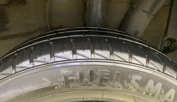 2022 Hyundai GRAND I10 NIOS SPORTZ 1.2 KAPPA VTVT CNG, CNG, Manual, 27,045 km, Left Rear Tyre Tread