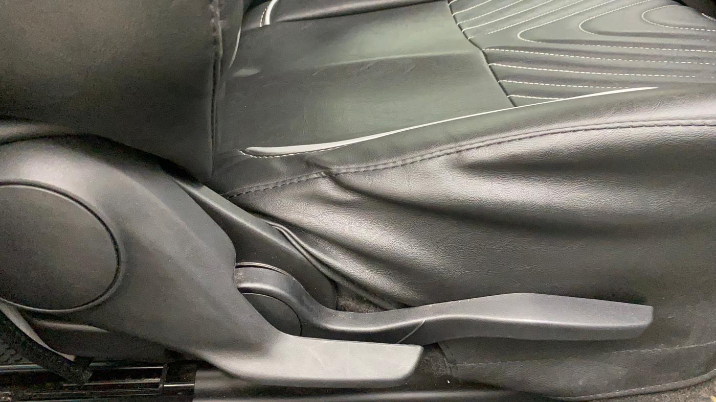 2021 Maruti Baleno ALPHA PETROL 1.2, Petrol, Manual, 18,879 km, Driver Side Adjustment Panel