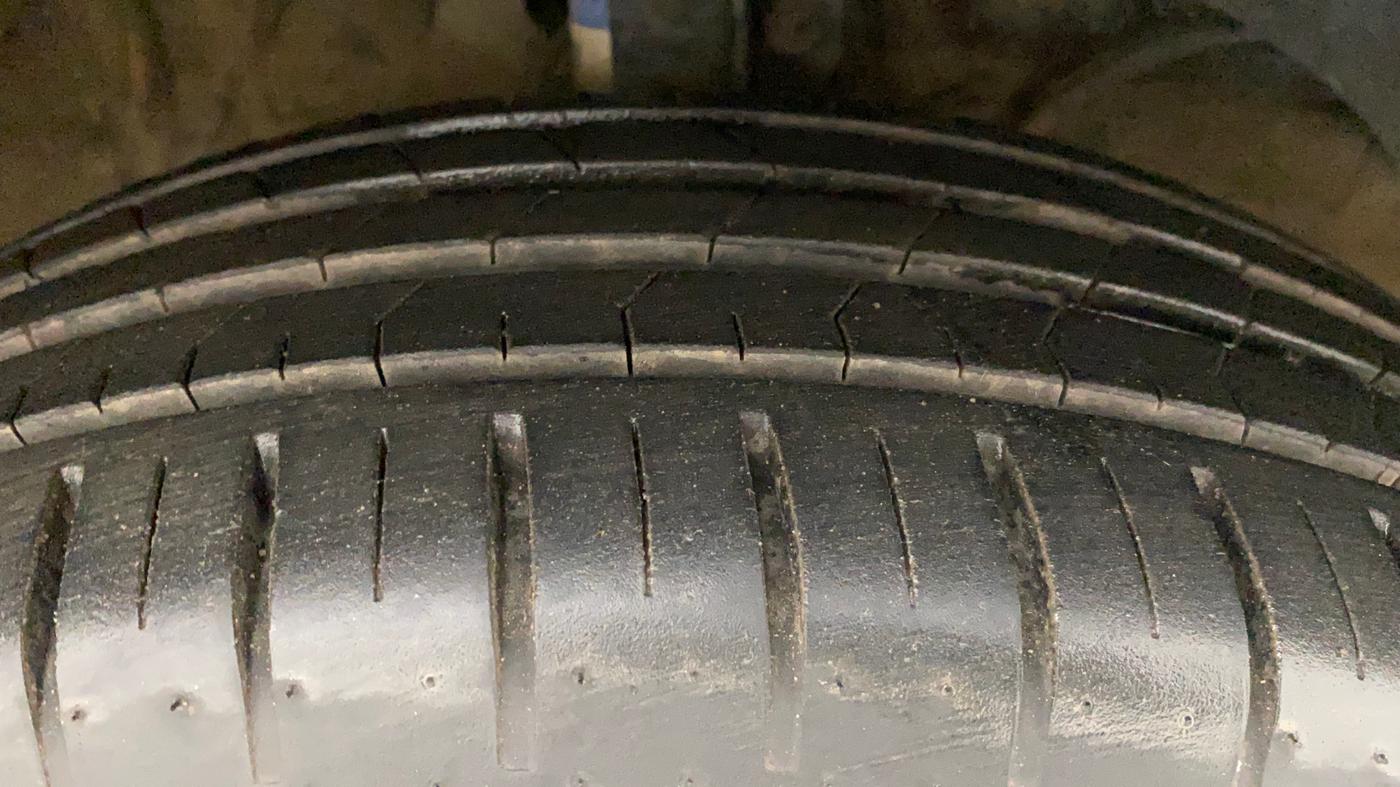 2021 Maruti Baleno ALPHA PETROL 1.2, Petrol, Manual, 18,879 km, Right Front Tyre Tread