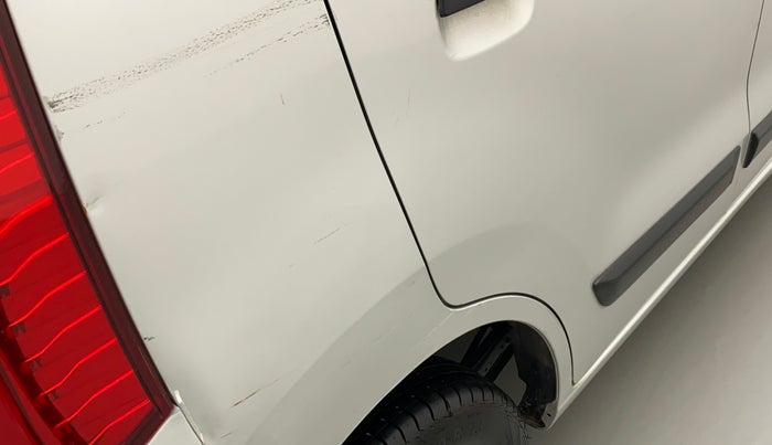 2014 Maruti Wagon R 1.0 LXI, Petrol, Manual, 37,961 km, Right quarter panel - Slightly dented