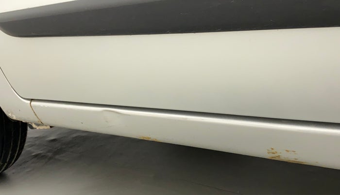 2014 Maruti Wagon R 1.0 LXI, Petrol, Manual, 37,961 km, Left running board - Slightly dented