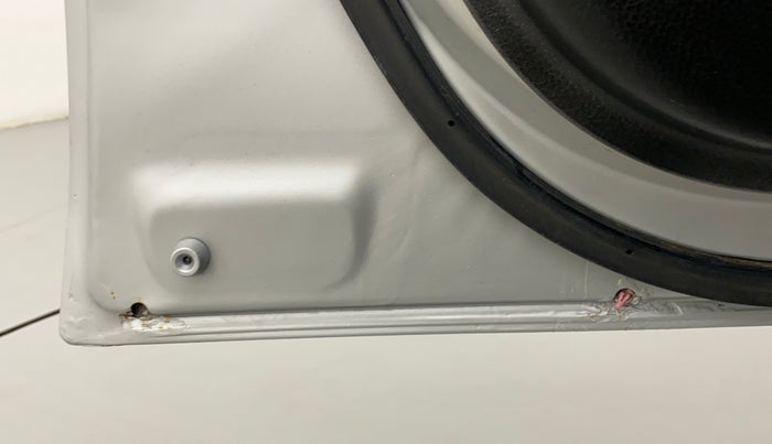 2014 Maruti Wagon R 1.0 LXI, Petrol, Manual, 37,961 km, Front passenger door - Slight discoloration