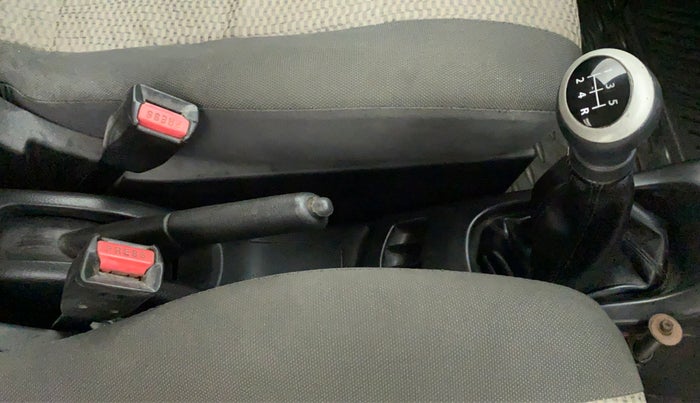 2014 Maruti Wagon R 1.0 LXI, Petrol, Manual, 37,961 km, Gear Lever