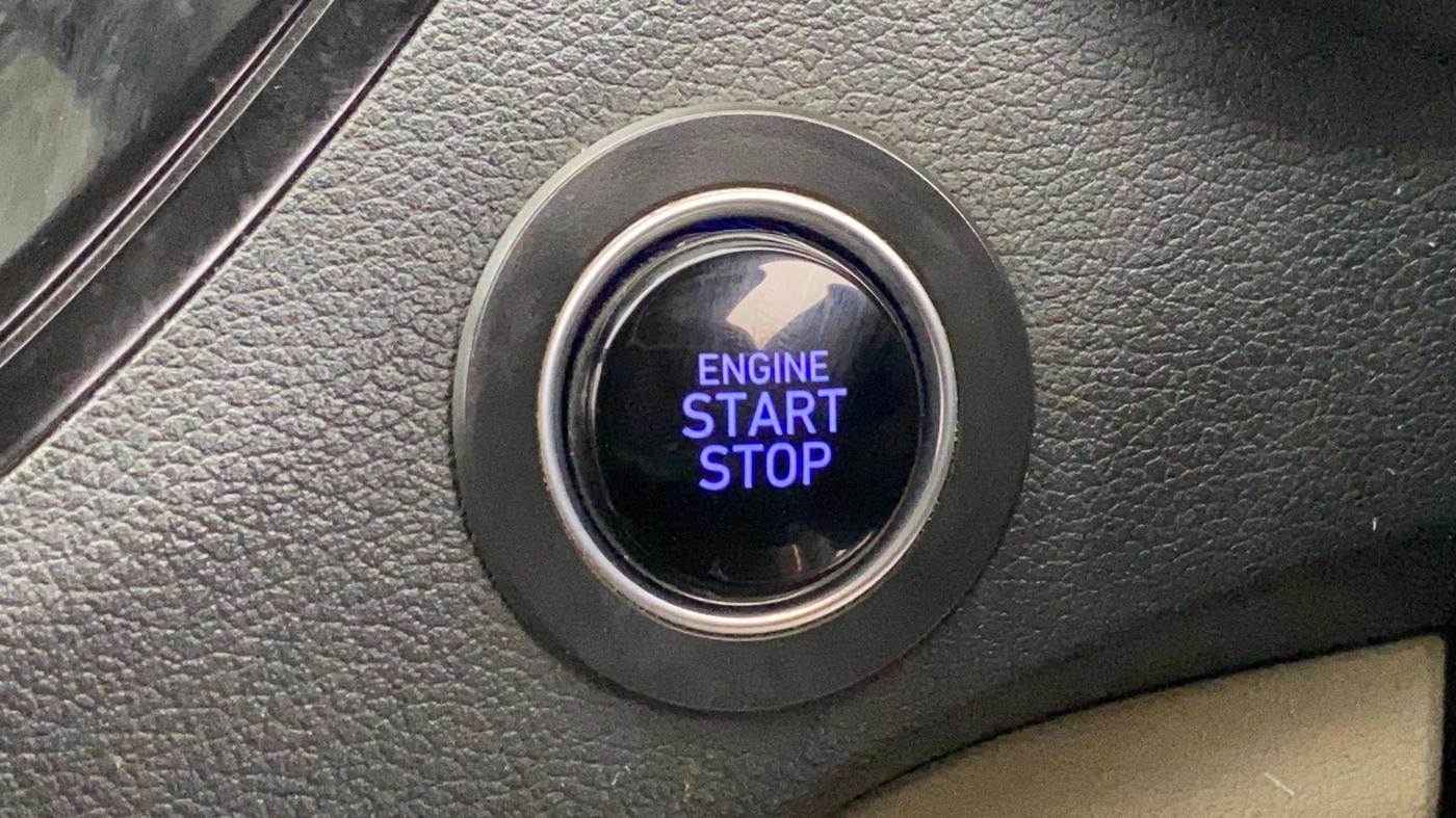 2021 Hyundai Verna SX (O)1.5 VTVT, Petrol, Manual, 43,157 km, Keyless Start/ Stop Button