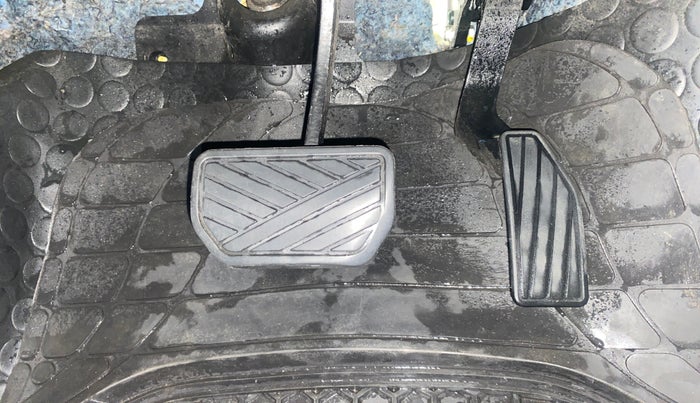 2015 Maruti Celerio VXI AMT, Petrol, Automatic, 50,793 km, Pedals