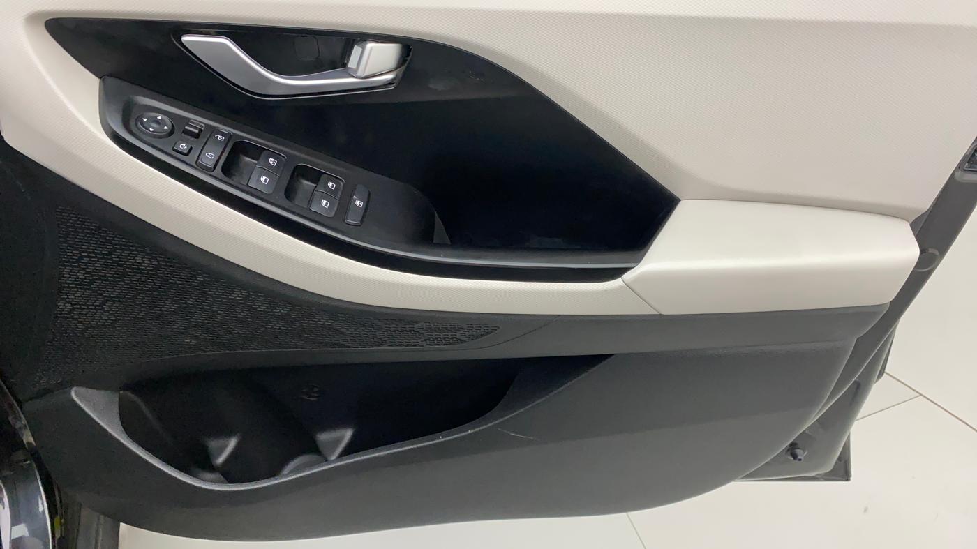 2021 Hyundai Creta SX IVT 1.5 PETROL, Petrol, Automatic, 8,280 km, Driver Side Door Panels Control