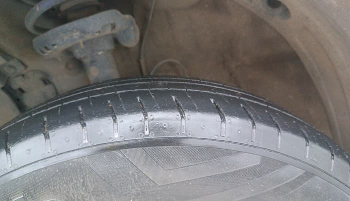 2021 Hyundai VENUE S 1.2, Petrol, Manual, 55,588 km, Left Front Tyre Tread