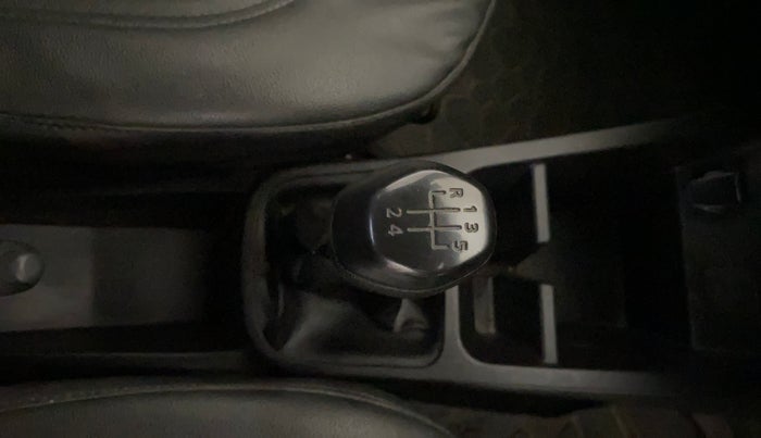 2022 Renault Kwid RXL 1.0 (O), Petrol, Manual, 15,884 km, Gear Lever