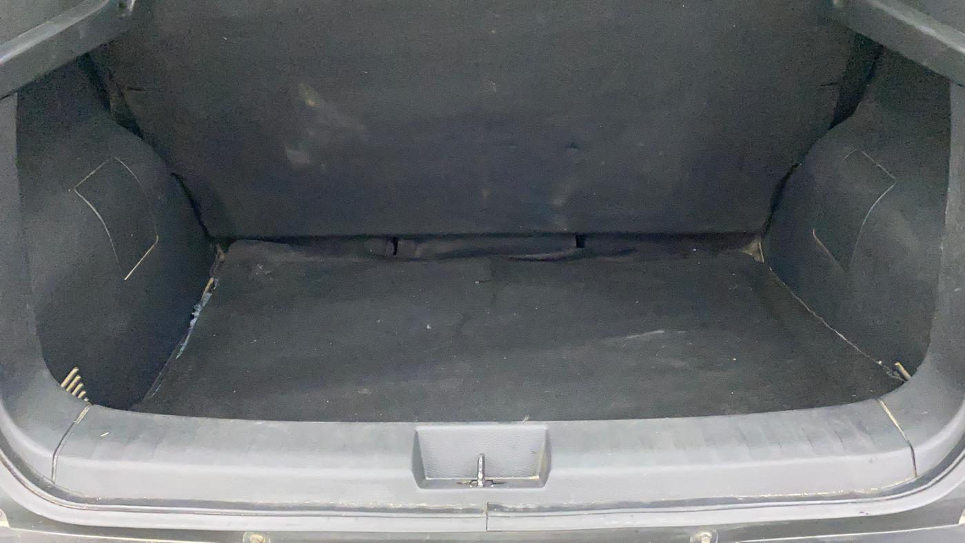2022 Nissan MAGNITE XE, Petrol, Manual, 15,031 km, Boot Inside