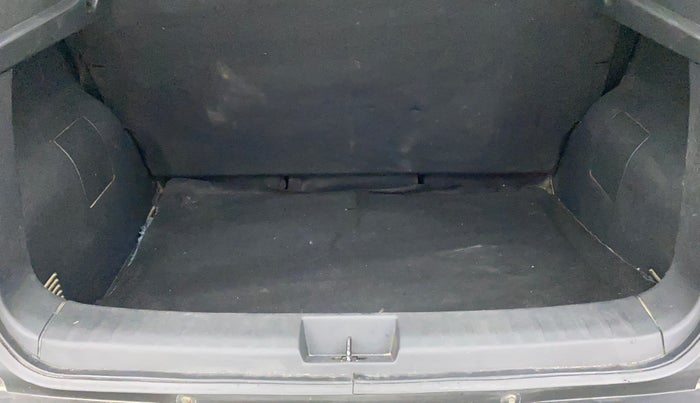 2022 Nissan MAGNITE XE, Petrol, Manual, 15,031 km, Boot Inside