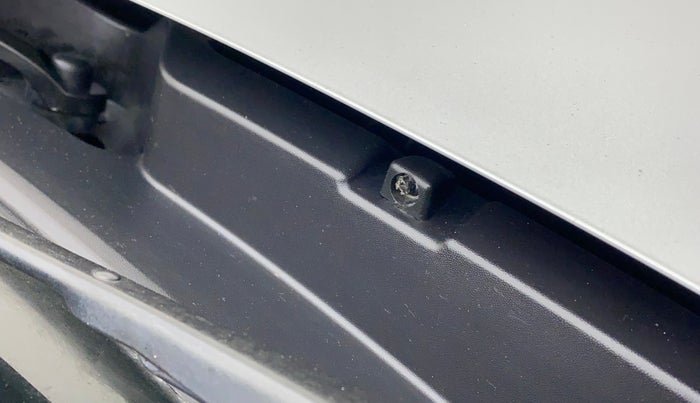 2022 Nissan MAGNITE XE, Petrol, Manual, 15,031 km, Front windshield - Wiper nozzle not functional