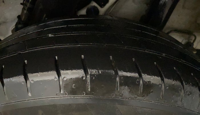 2021 Hyundai VENUE S 1.2, Petrol, Manual, 61,005 km, Left Rear Tyre Tread