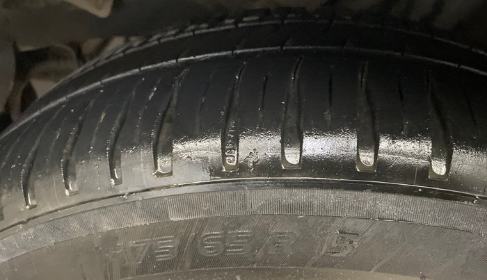 2016 Honda City 1.5L I-VTEC VX CVT, Petrol, Automatic, 67,437 km, Left Rear Tyre Tread