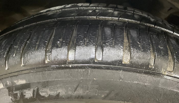 2016 Honda City 1.5L I-VTEC VX CVT, Petrol, Automatic, 67,437 km, Right Front Tyre Tread