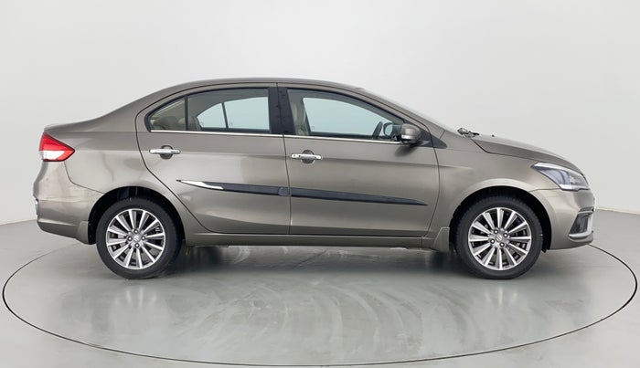 2018 Maruti Ciaz ALPHA 1.5 MT VTVT SHVS, Petrol, Manual, 30,438 km, Right Side View