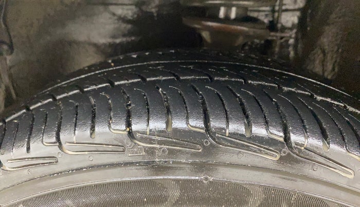 2016 Maruti Alto K10 VXI, Petrol, Manual, 68,865 km, Left Front Tyre Tread