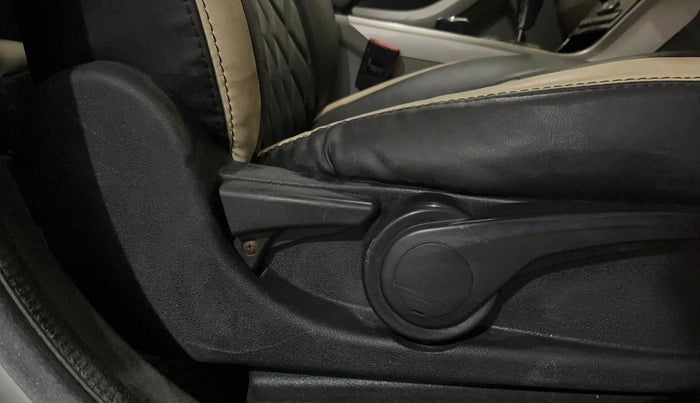 2019 Tata NEXON XZA PLUS PETROL, Petrol, Automatic, 77,122 km, Driver Side Adjustment Panel