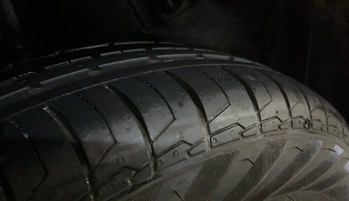 2019 Tata NEXON XZA PLUS PETROL, Petrol, Automatic, 77,122 km, Right Rear Tyre Tread