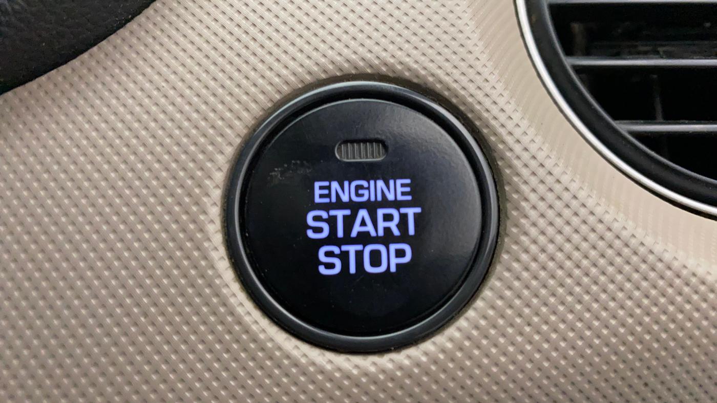 2014 Hyundai Grand i10 SPORTZ 1.1 CRDI, Diesel, Manual, 81,857 km, Keyless Start/ Stop Button
