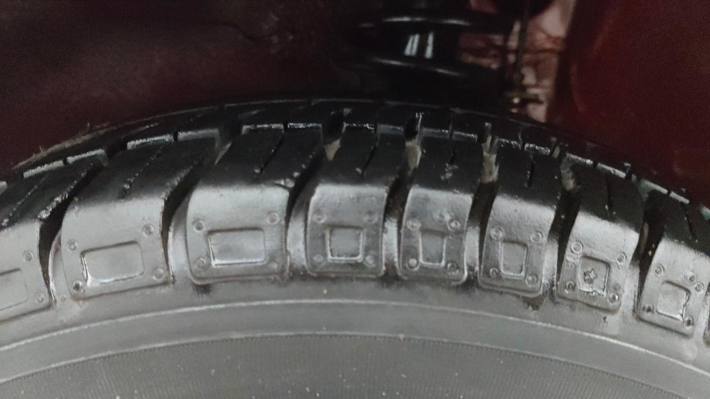 2018 Maruti Alto 800 LXI, Petrol, Manual, 7,181 km, Left Front Tyre Tread