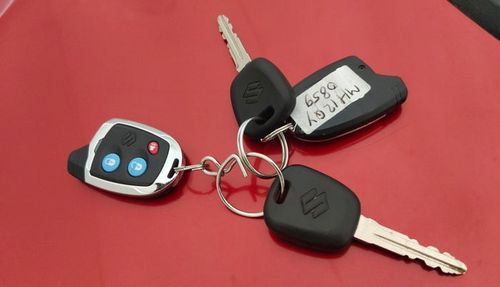 2018 Maruti Alto 800 LXI, Petrol, Manual, 7,181 km, Key Close Up
