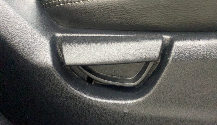 2018 Hyundai NEW SANTRO SPORTZ MT, Petrol, Manual, 34,488 km, Driver Side Adjustment Panel