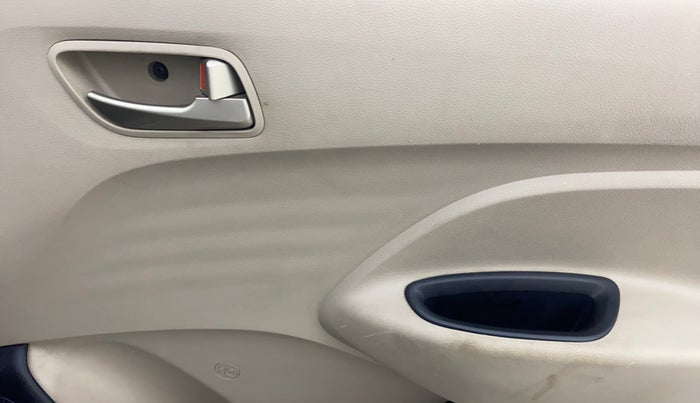 2018 Hyundai NEW SANTRO SPORTZ MT, Petrol, Manual, 34,488 km, Driver Side Door Panels Control