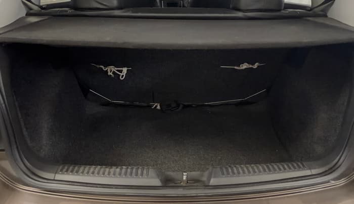 2016 Volkswagen Polo TRENDLINE 1.2L PETROL, Petrol, Manual, 1,04,255 km, Boot Inside