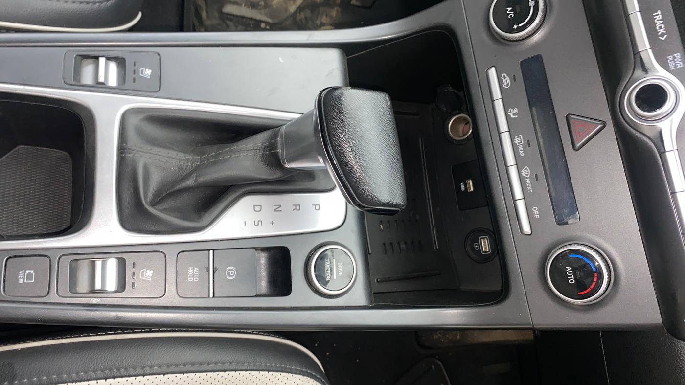 2022 Hyundai Creta SX (O) AT 1.5 DIESEL, Diesel, Automatic, 1,07,294 km, Gear Lever