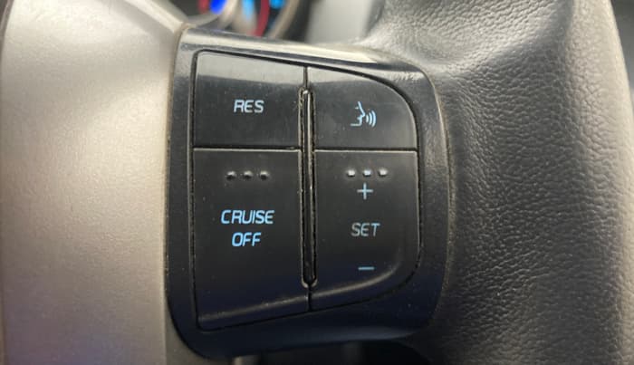 2019 Mahindra XUV500 W11 AT, Diesel, Automatic, 73,580 km, Adaptive Cruise Control