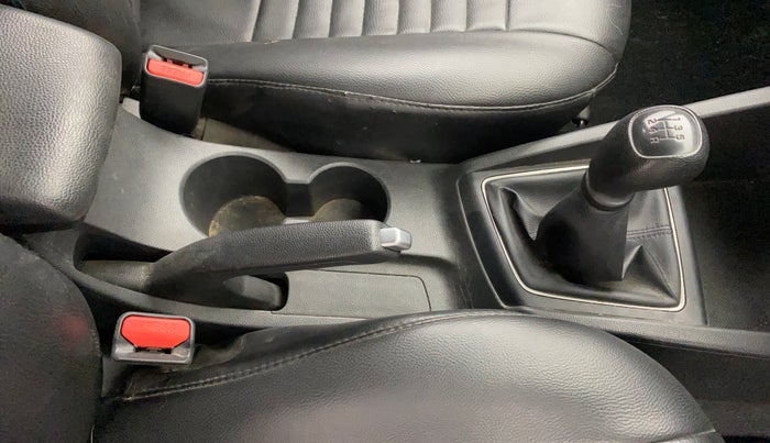 2019 Hyundai Elite i20 MAGNA PLUS 1.2, Petrol, Manual, 45,003 km, Gear Lever