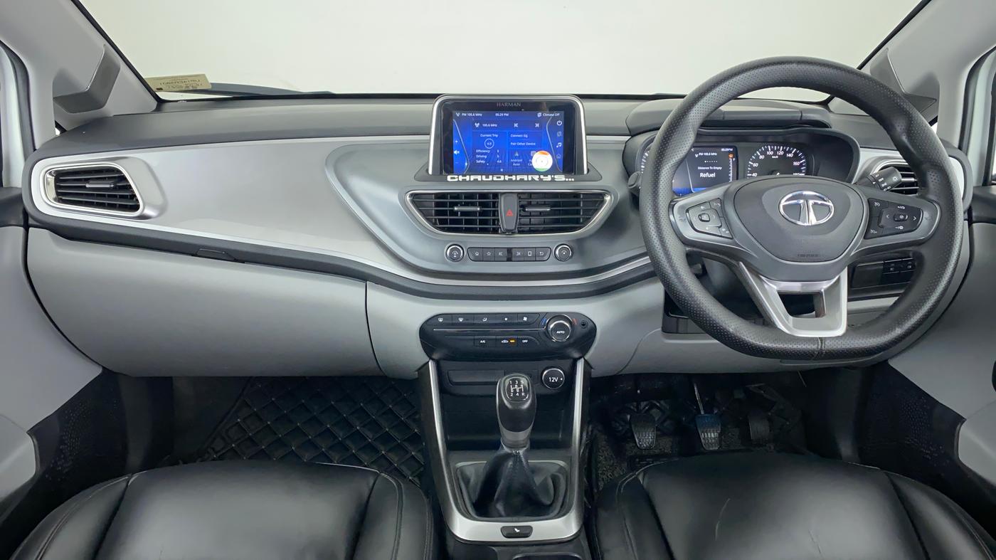 2021 Tata ALTROZ XZ 1.5 RTQ, Diesel, Manual, 33,411 km, Dashboard