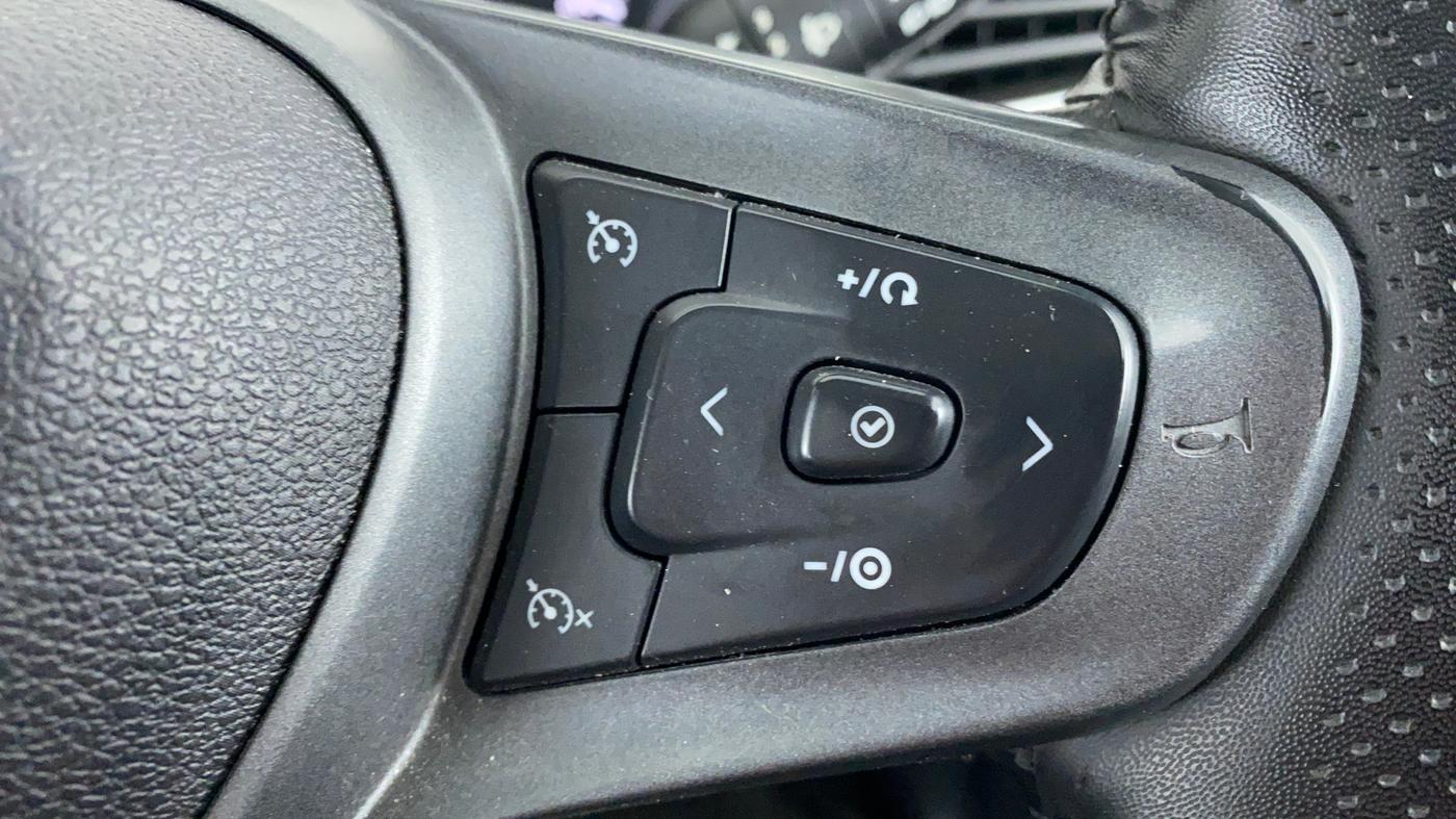 2021 Tata ALTROZ XZ 1.5 RTQ, Diesel, Manual, 33,411 km, Adaptive Cruise Control