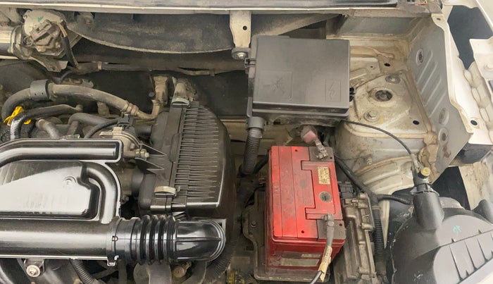 2018 Renault Kwid RXT 1.0 AMT (O), Petrol, Automatic, 47,888 km, Engine View - Left