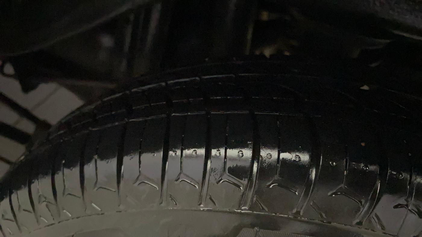 2015 Maruti Alto 800 LXI, Petrol, Manual, 60,265 km, Left Rear Tyre Tread