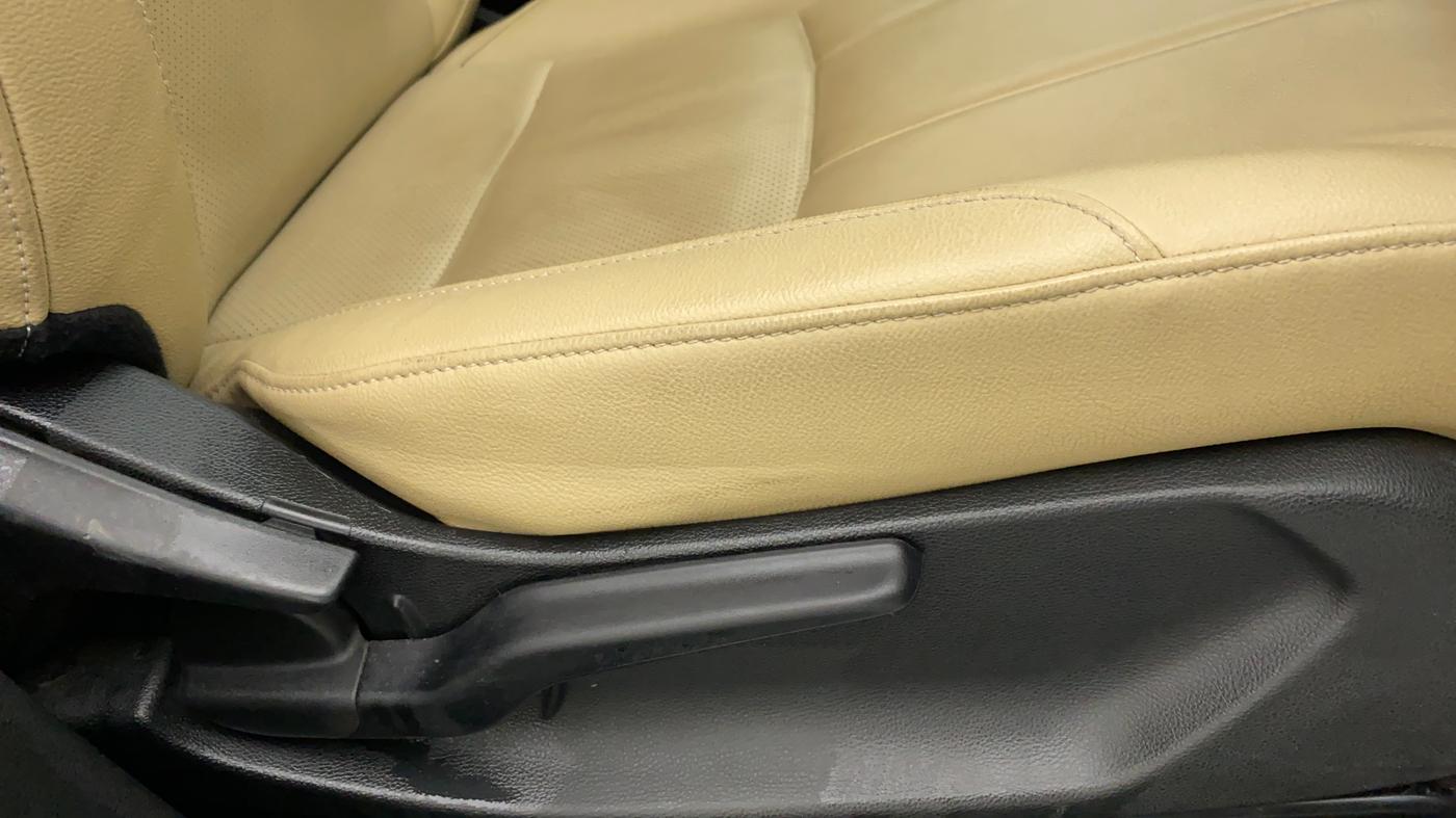 2021 Honda City 1.5L I-VTEC ZX, Petrol, Manual, 24,604 km, Driver Side Adjustment Panel