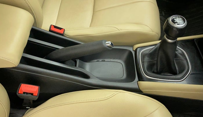 2021 Honda City 1.5L I-VTEC ZX, Petrol, Manual, 24,604 km, Gear Lever