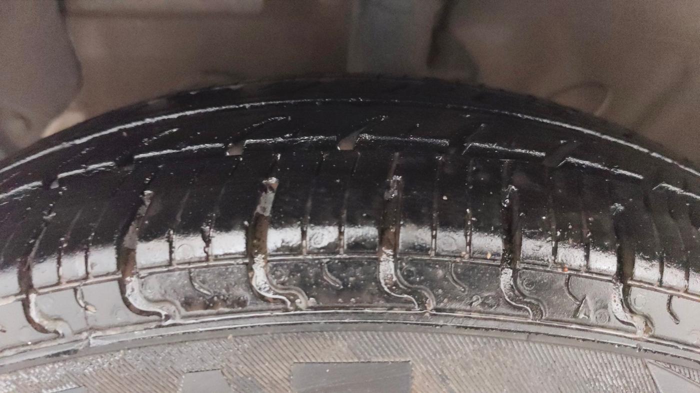 2022 Hyundai NEW SANTRO SPORTZ EXECUTIVE MT CNG, CNG, Manual, 61,834 km, Left Front Tyre Tread