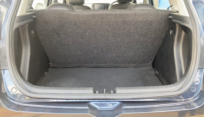 2023 Hyundai NEW I20 SPORTZ 1.2 IVT, Petrol, Automatic, 25,048 km, Boot Inside