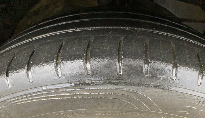 2022 MG HECTOR SHARP 1.5 PETROL CVT, Petrol, Automatic, 53,227 km, Right Front Tyre Tread