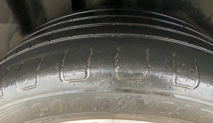 2022 MG HECTOR SHARP 1.5 PETROL CVT, Petrol, Automatic, 53,227 km, Right Rear Tyre Tread